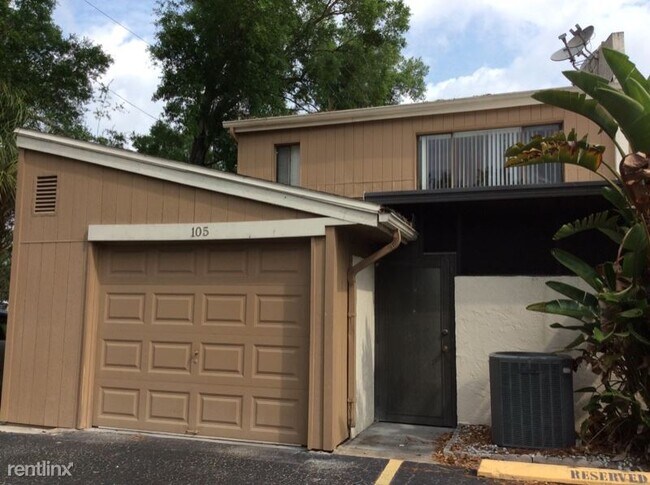 Building Photo - 3 br, 2.5 bath Townhome - 105 Lago Vista Blvd