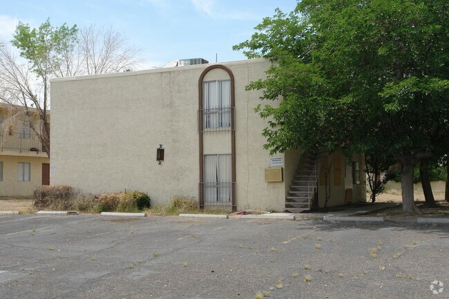 Building Photo - 3346-3355 Sylvia Ave