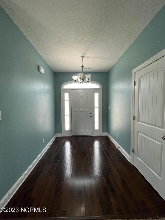 Building Photo - 502 Turpentine Trail