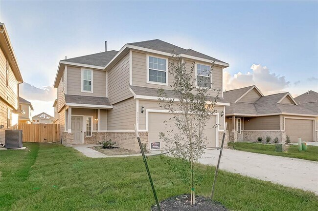 Building Photo - 23651 Buttress Root Dr