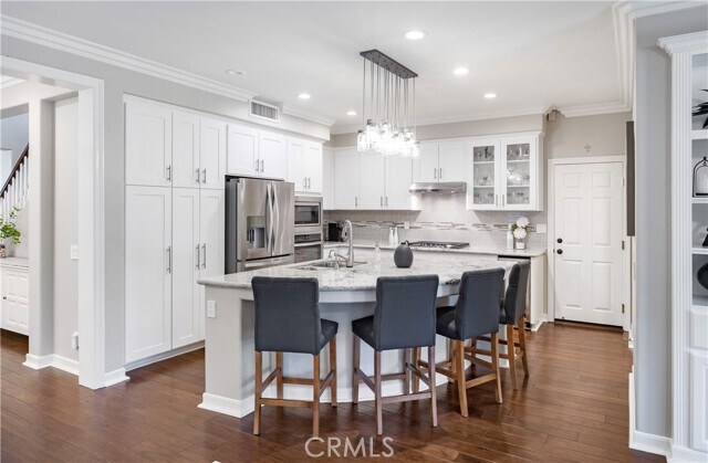 Foto del edificio - 48 Kempton Ln