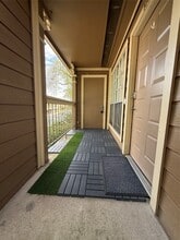 Building Photo - 1880 White Oak Dr