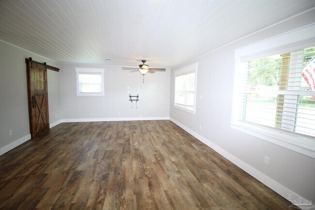 Foto del edificio - 4281 W Avenida De Golf