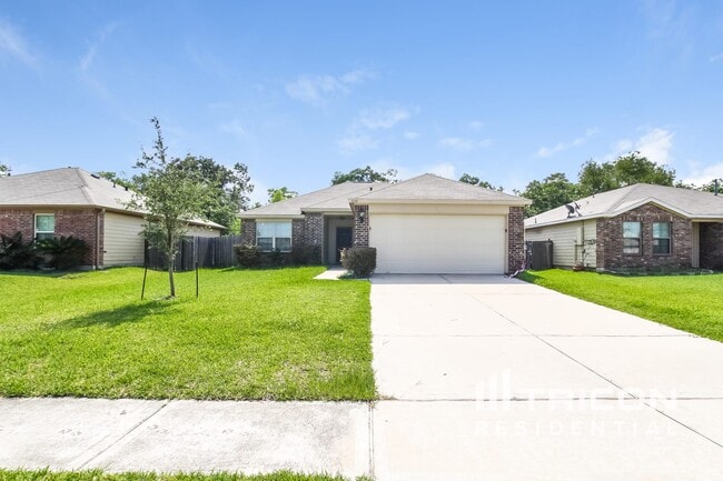 Building Photo - 110 N Golden Oak Dr