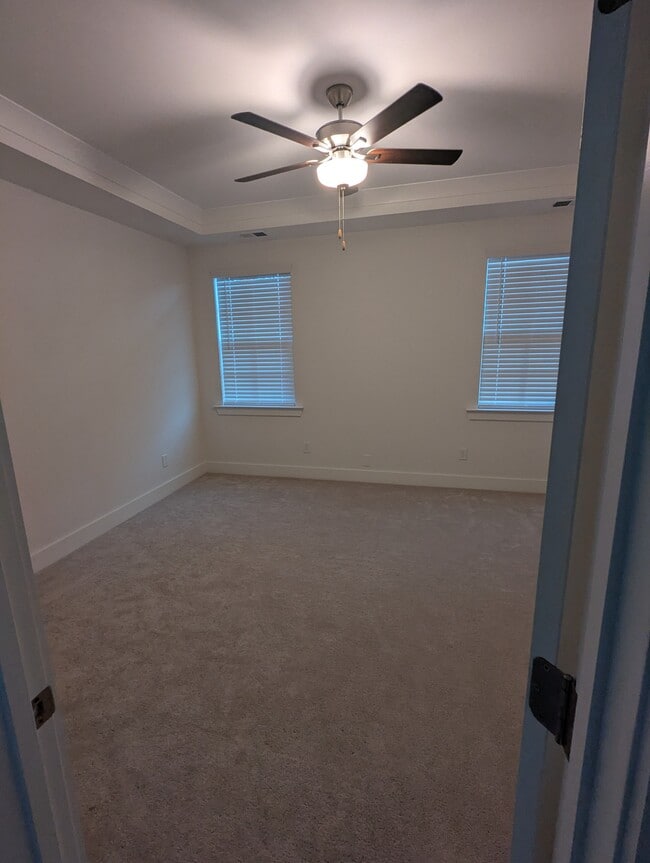 Foto del edificio - 600 Wetherbrooke Way