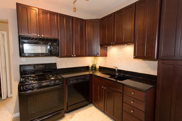 Foto del edificio - 4312 N Clarendon Ave