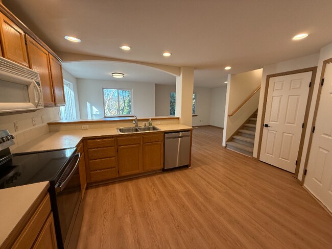 Building Photo - 1827 147th Pl SW