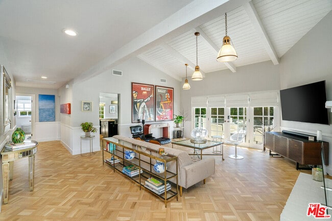 Foto del edificio - 5420 Indian Trail Ct