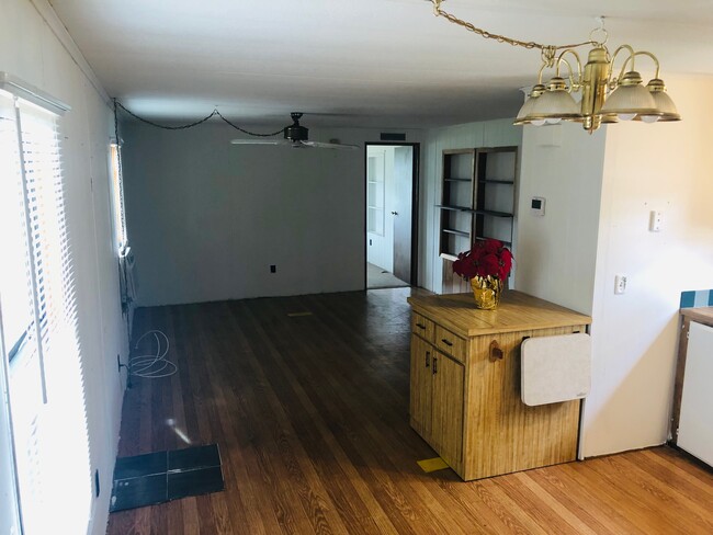 Building Photo - 3833 Spiker Ln