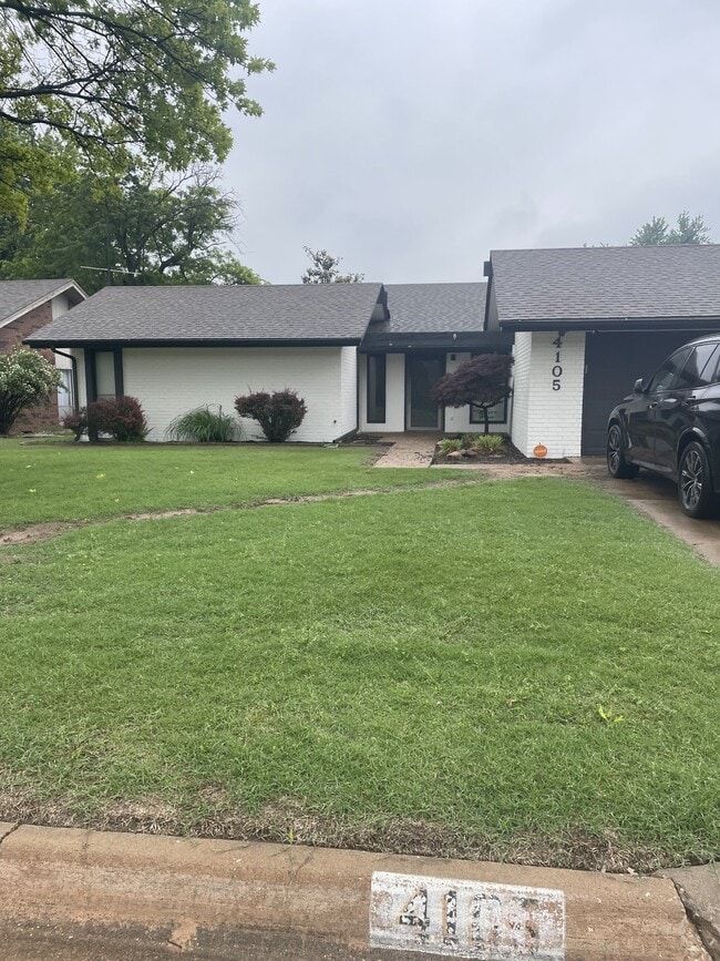 Building Photo - 4105 Timberlane