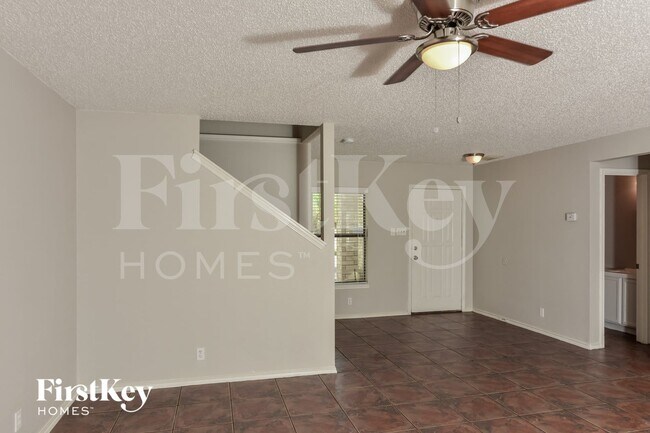 Building Photo - 13391 Greenstone