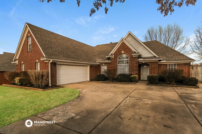Primary Photo - 7308 Fox Trace Cove