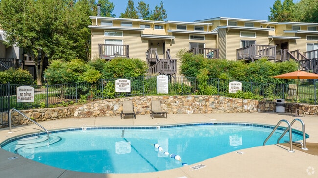 The Villages of Chapel Hill - The Villages of Chapel Hill Apartments