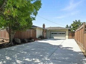 Building Photo - 31139 Chicoine Ave