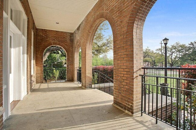 Building Photo - The Convent
