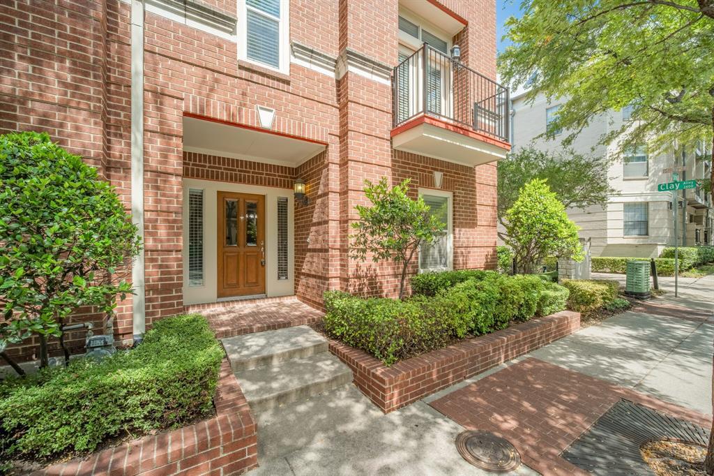 Foto principal - 2825 State St