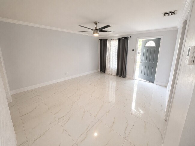 Foto del edificio - 4054 SW 50th St