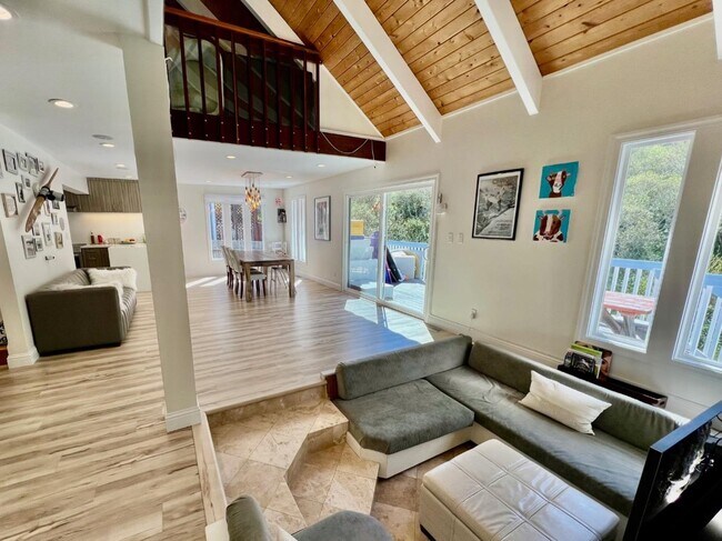 Foto del edificio - 714 Rockaway Beach Ave