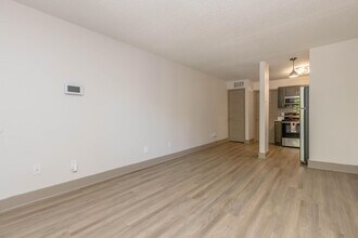 Building Photo - Sunrise Apartments