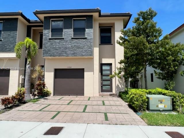Building Photo - 15818 NW 91st Ave