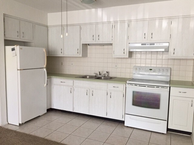 Foto del edificio - 55+, quaint 2/1 in a gated community locat...
