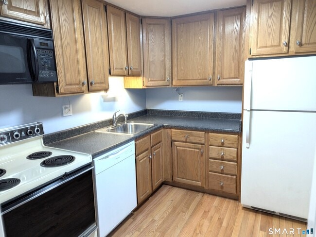 Foto del edificio - 165 South St