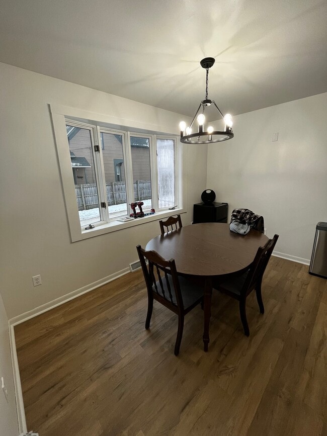 Building Photo - 2115 Wiemann St