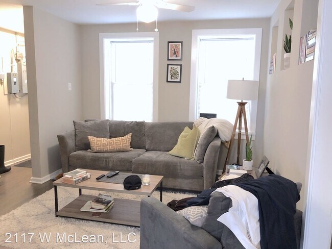 Foto del edificio - 2117 W McLean Ave