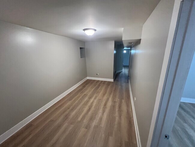 Foto del edificio - 7503 W 64th St