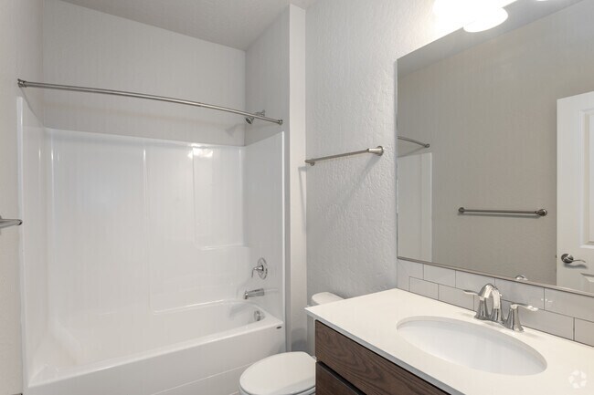 2BR, 2BA - 1,118SF - Riverside at Coyote Rock