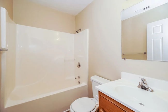 Building Photo - 2038 Samantha Dr