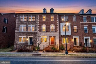 Building Photo - 3636 Worthington Blvd