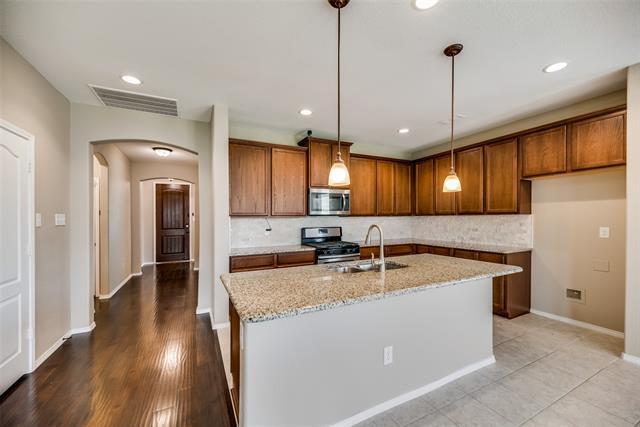 Foto del edificio - 1801 Meadow Trail Ln