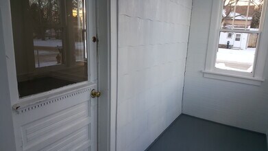 Building Photo - 1702 Norwood St