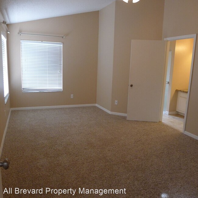 Building Photo - 3 br, 2 bath House - 916 Doria Way