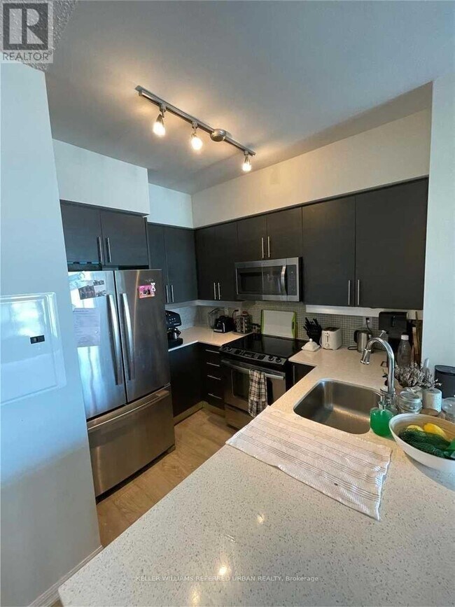 Photo du bâtiment - 125 Western Battery Rd