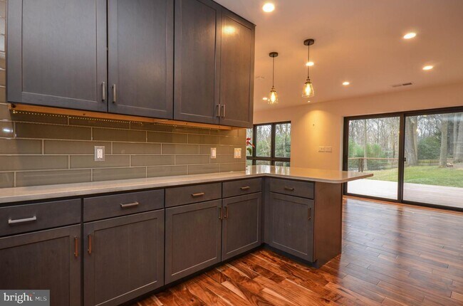 Building Photo - 9213 Weant Dr