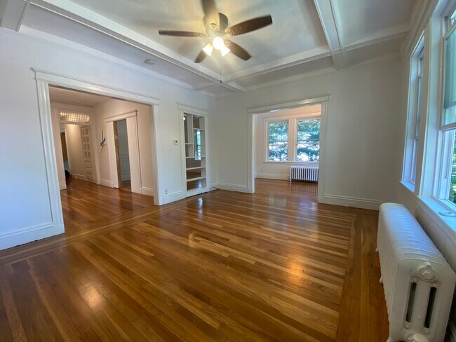 Building Photo - 244 Winchester St