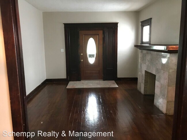 Building Photo - 3 br, 1 bath House - 3232 W Muhammad Ali Blvd