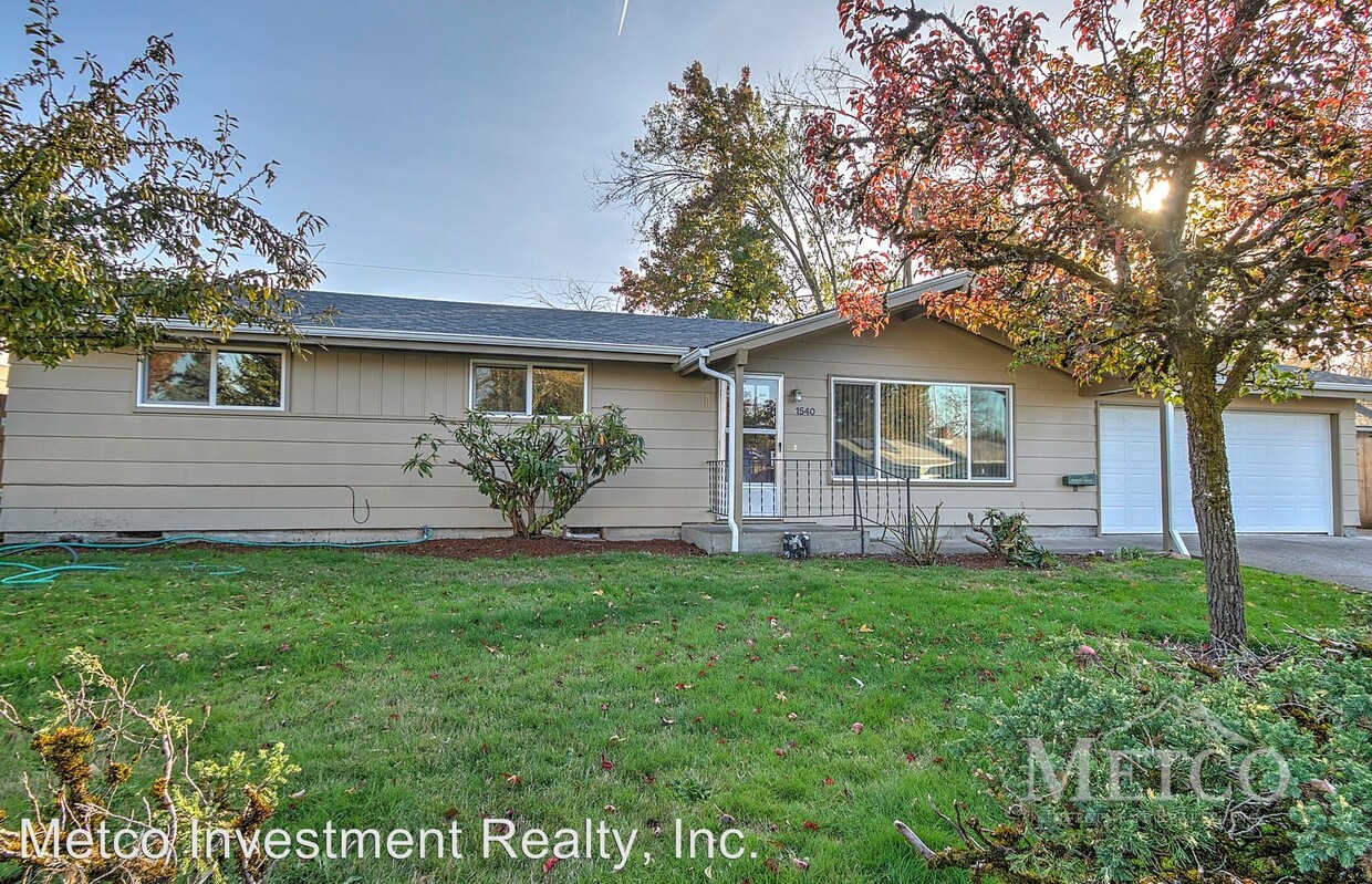 Foto principal - 3 br, 1.5 bath House - 1540 Acacia