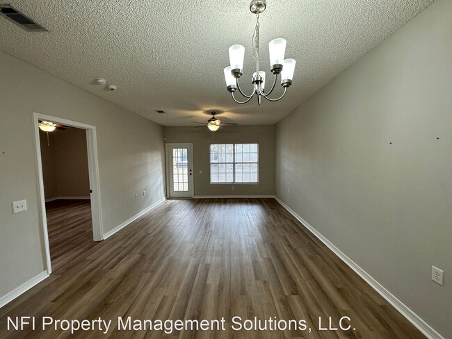 Building Photo - 3 br, 2 bath House - 5870 Spanish Trail Un...