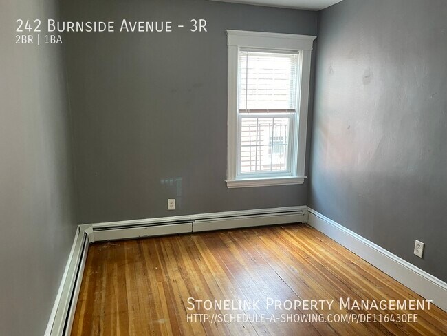 Building Photo - 242 Burnside Ave
