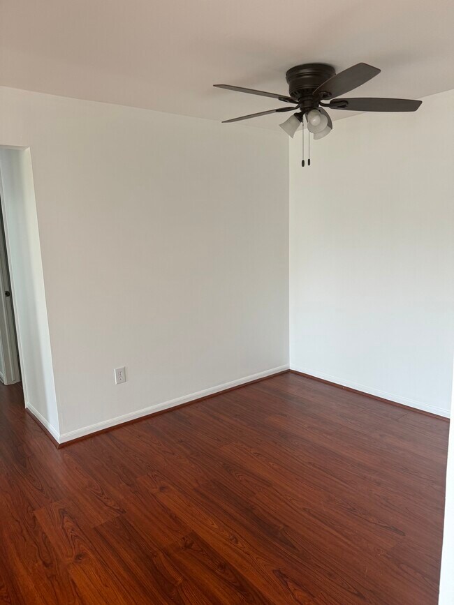 Foto del edificio - 809 Sunset Ln
