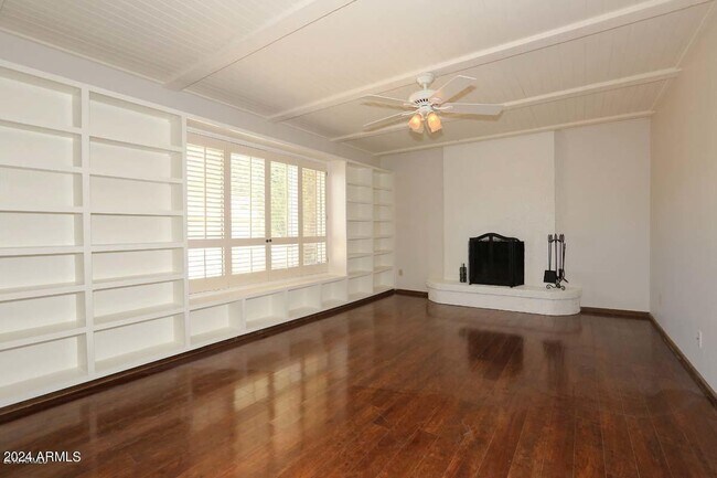 Foto del edificio - 5109 E Kathleen Rd