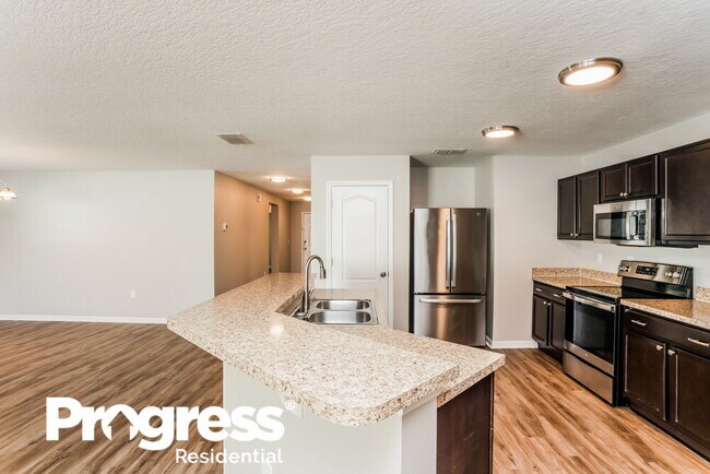 Foto del edificio - 7634 Tangle Rush Dr