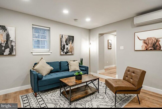 Foto del edificio - 221 W 6th St