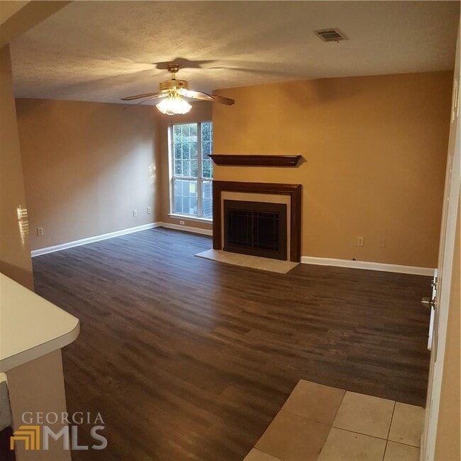 Building Photo - 818 Wuthering Way