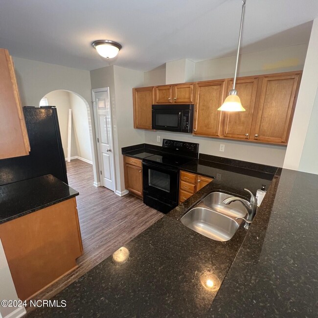 Building Photo - 4101 Kittrell Farms Dr