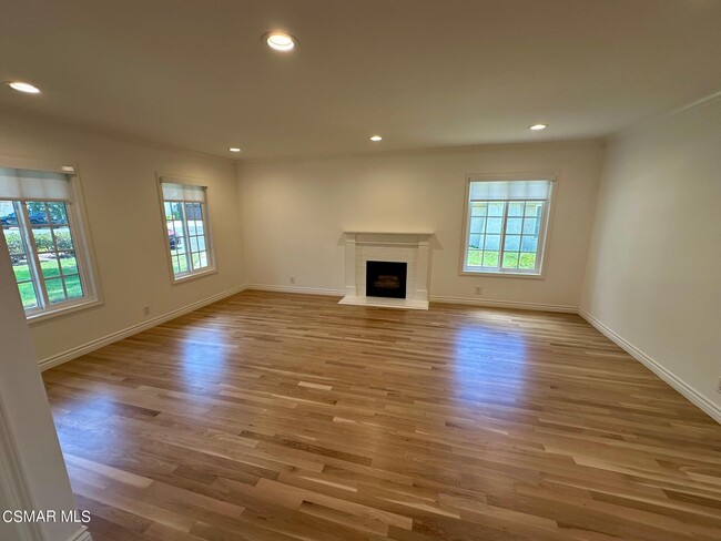 Building Photo - 2578 Northlake Cir