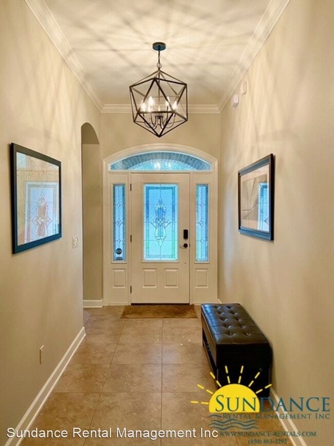 Building Photo - 4 br, 2.5 bath House - 725 Beach Drive